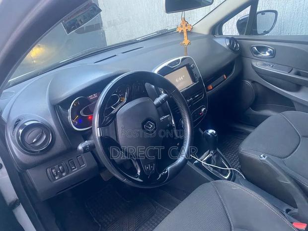 Renault Clio 2014 White
