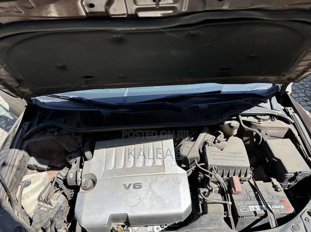 Toyota Venza 2012 Brown