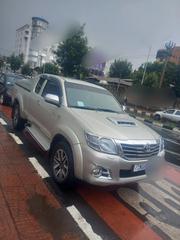 Toyota Hilux 2015 Gold for sale