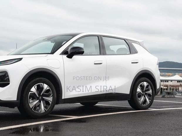 New Changan BenBen E-Star 2025 White