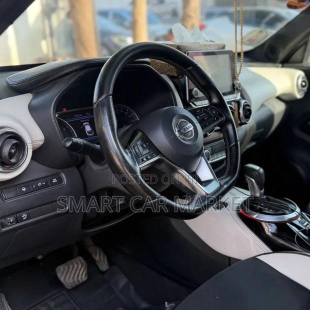 Nissan Juke 2021 White