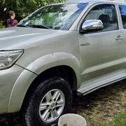 Toyota Hilux 2013 Gold for sale