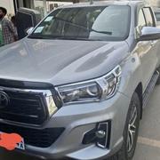 Toyota Hilux 2018 Silver for sale