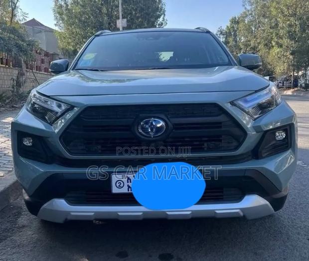 Toyota RAV4 Hybrid 2023 Teal