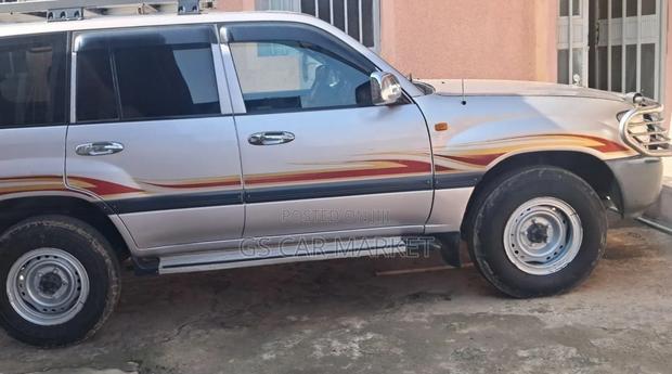 Toyota Land Cruiser 2004 Silver