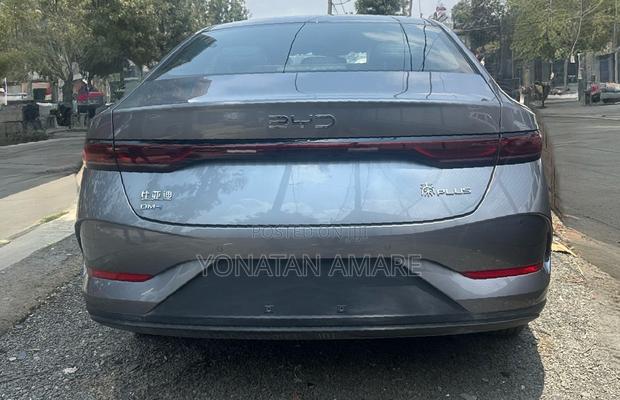 New BYD Destroyer 05 DM-i 1.5 Hybrid FWD 2025 Gray