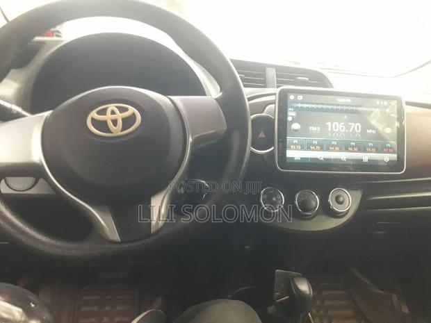 Toyota Yaris 2012 Burgundy