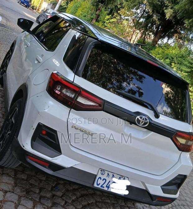 Toyota Raize 2022 White