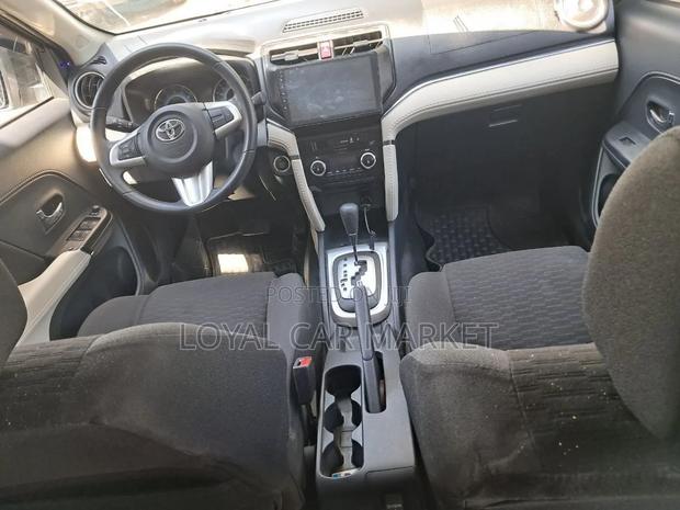 Toyota Rush 2021 Ivory