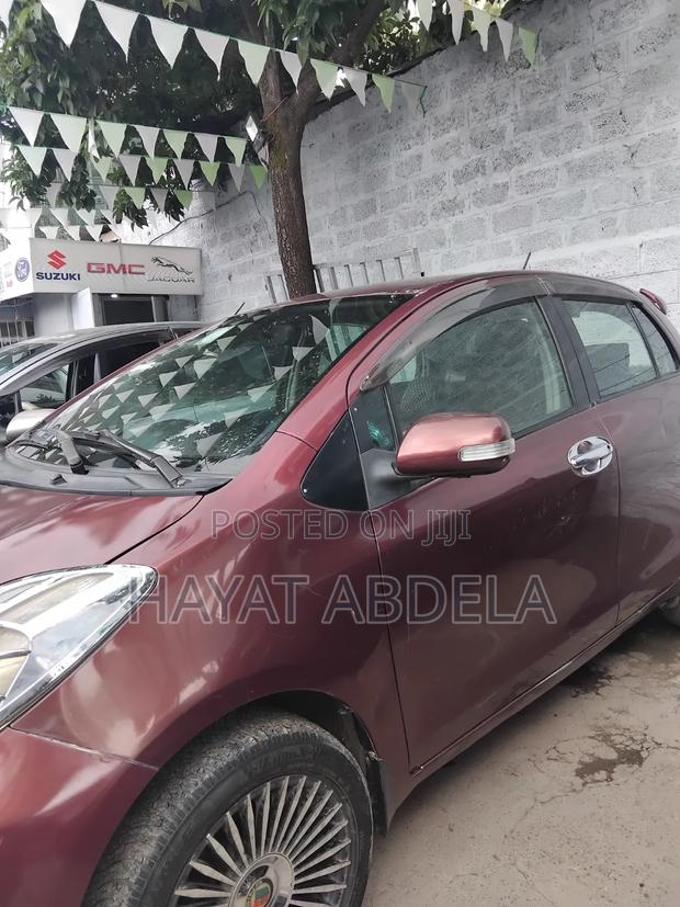 Toyota Yaris 2010 Burgundy