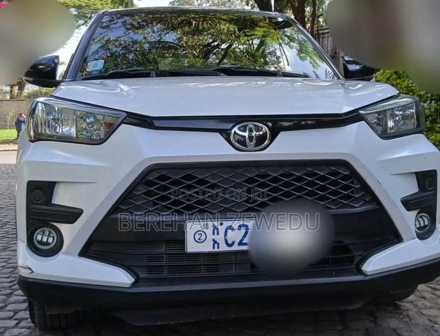 Toyota Raize 2022 White