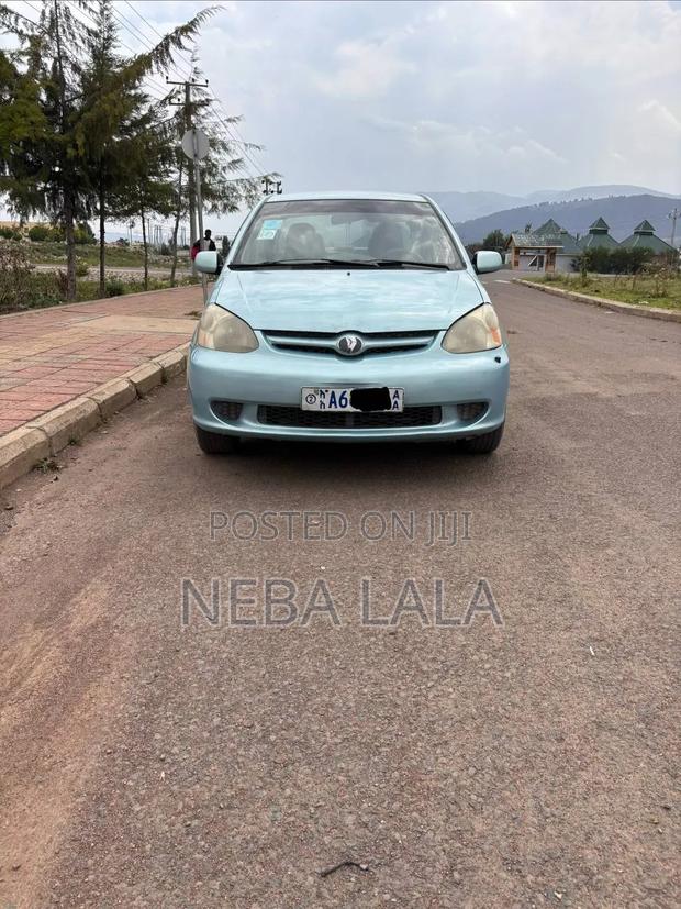 Toyota Platz 2005 Blue
