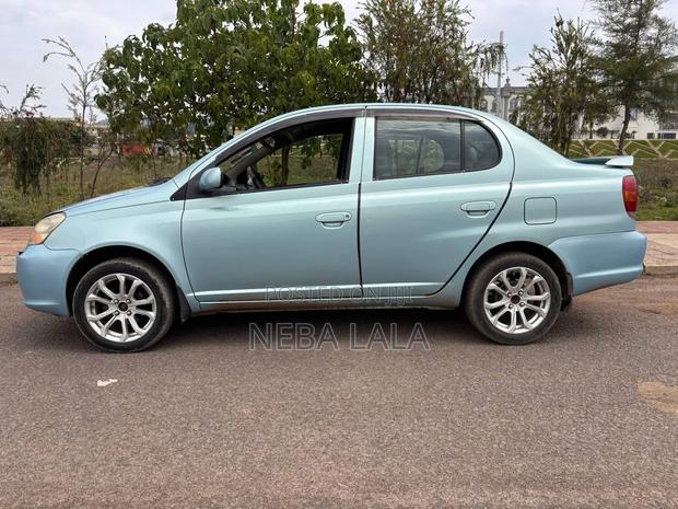 Toyota Platz 2005 Blue