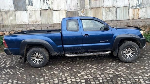 Toyota Tacoma 2007 Blue