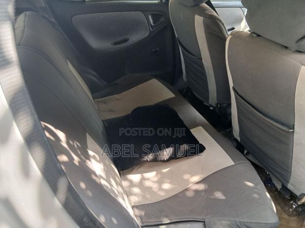 Toyota Vitz 2001 Gray