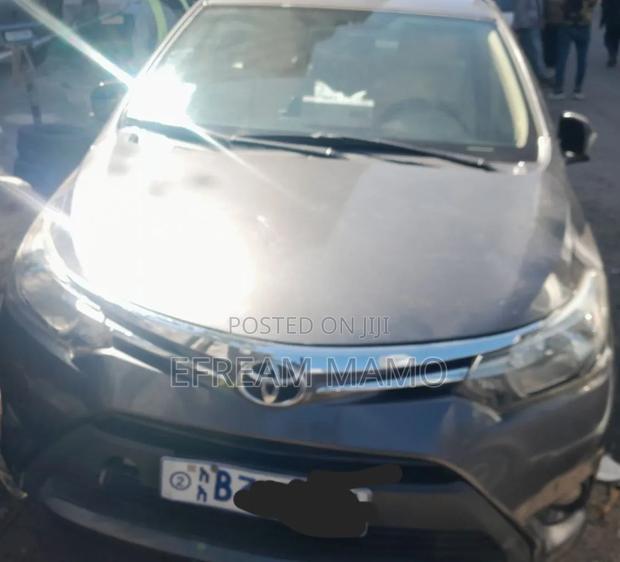 Toyota Yaris 2016