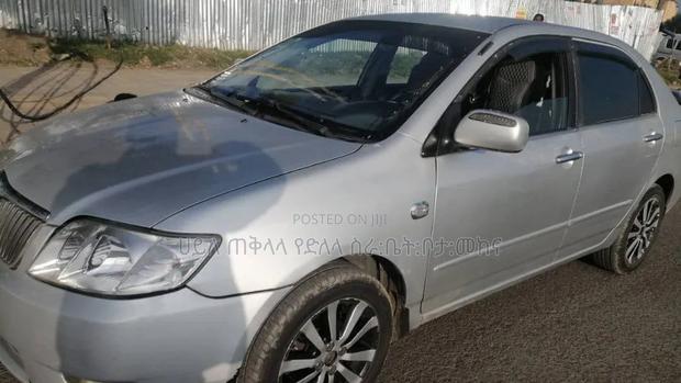 Toyota Corolla 2003 Silver