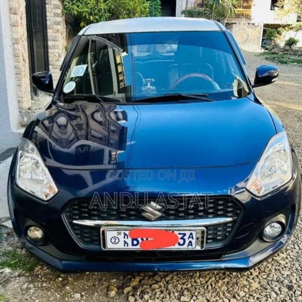 Suzuki Swift 2021 Blue