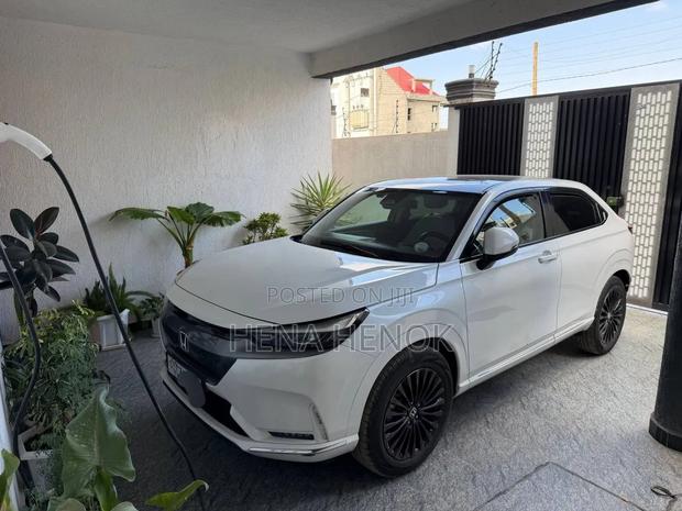 Honda e:NS1 2022 White