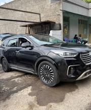 Hyundai Santa Fe 2018 Gray for sale