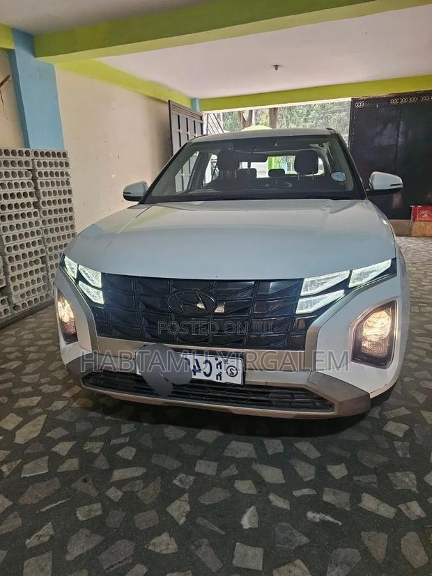 Hyundai Creta 2022 White