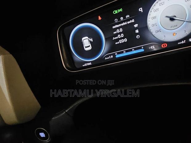 Hyundai Creta 2022 White