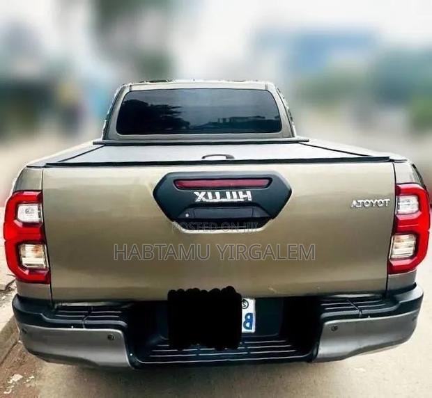 Toyota Hilux 2022