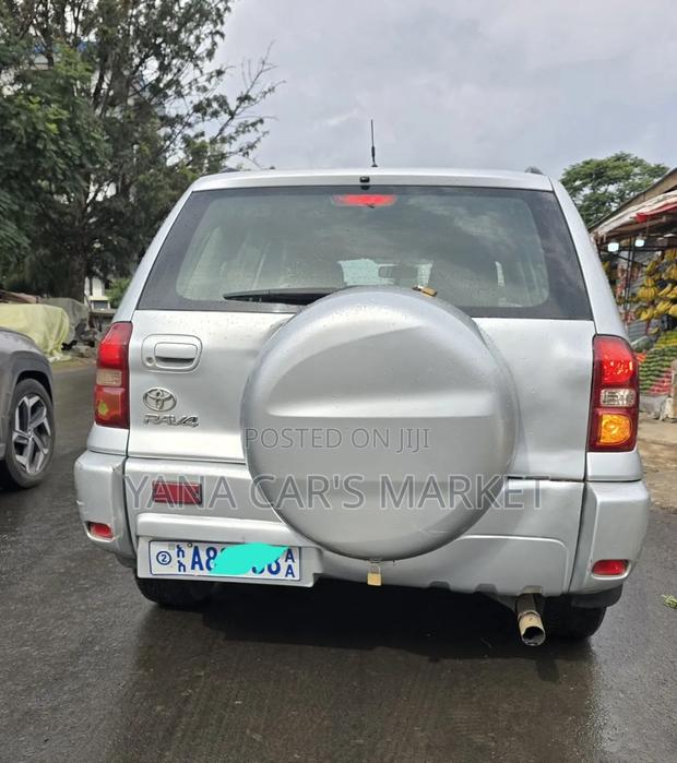 Toyota RAV4 2004 Silver