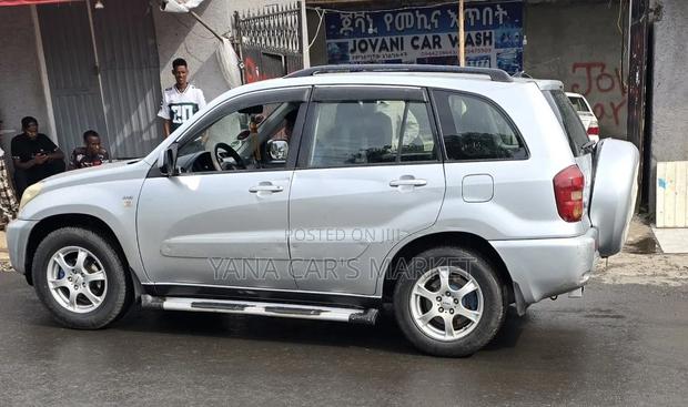 Toyota RAV4 2004 Silver