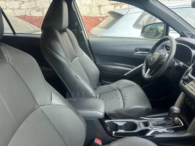 New Toyota Corolla Cross Hybrid 2025 Gray
