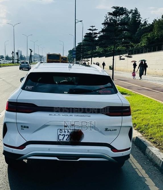 BYD Song Plus EV FWD 2024 White