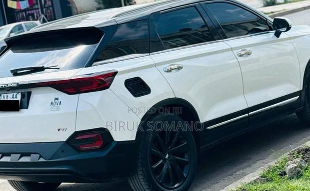 Bestune T77 1.2 FWD 2022 Off white