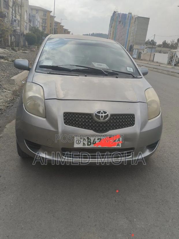 Toyota Yaris 2007 Silver