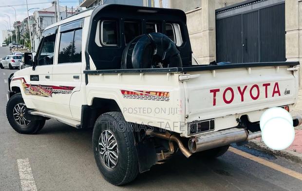 Toyota Land Cruiser 2020 White