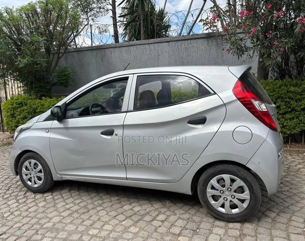 Hyundai Eon 2015 Gray