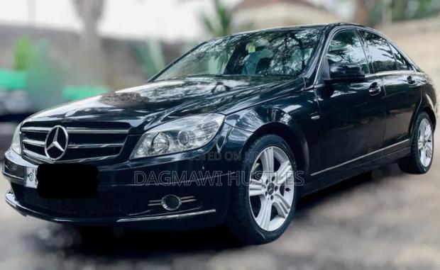 Mercedes-Benz C180 2008 Black