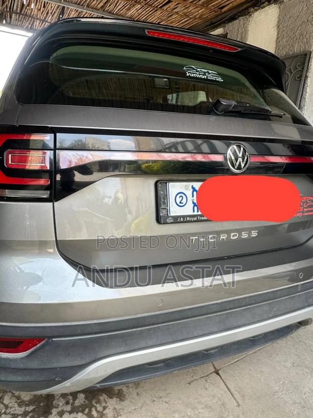 Volkswagen T-Cross 2022 Gold