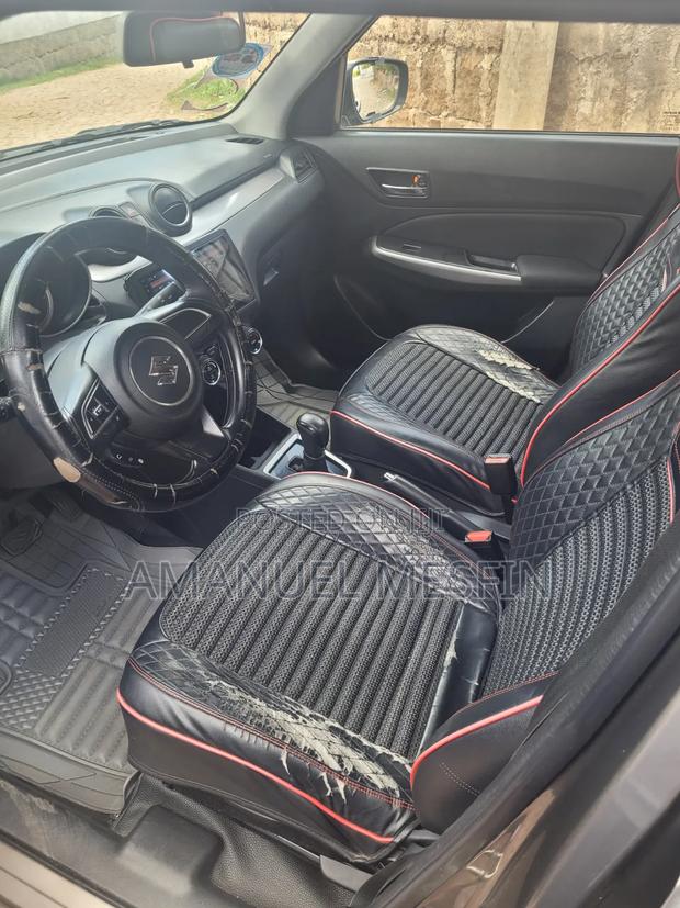 Suzuki Swift RS 2022 Blue