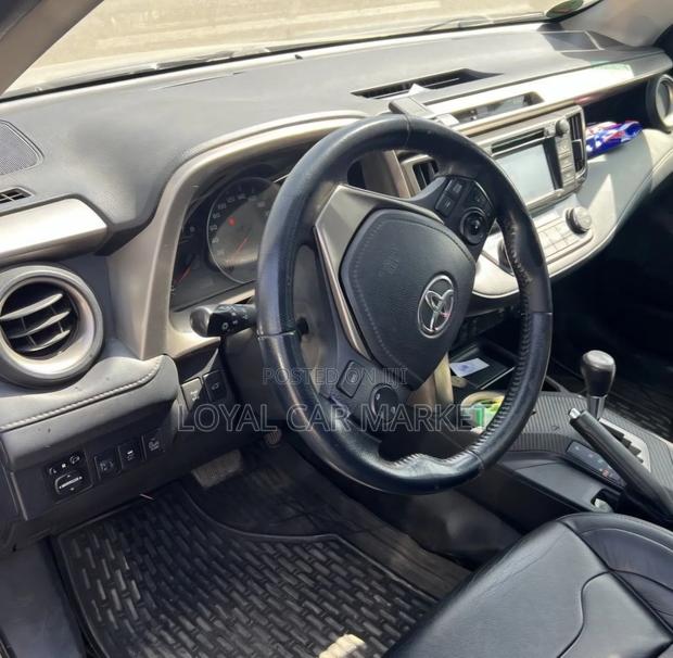 Toyota RAV4 2015 Gray