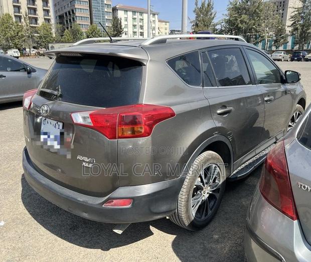 Toyota RAV4 2015 Gray