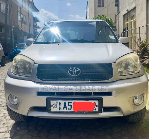 Toyota RAV4 2004 Silver