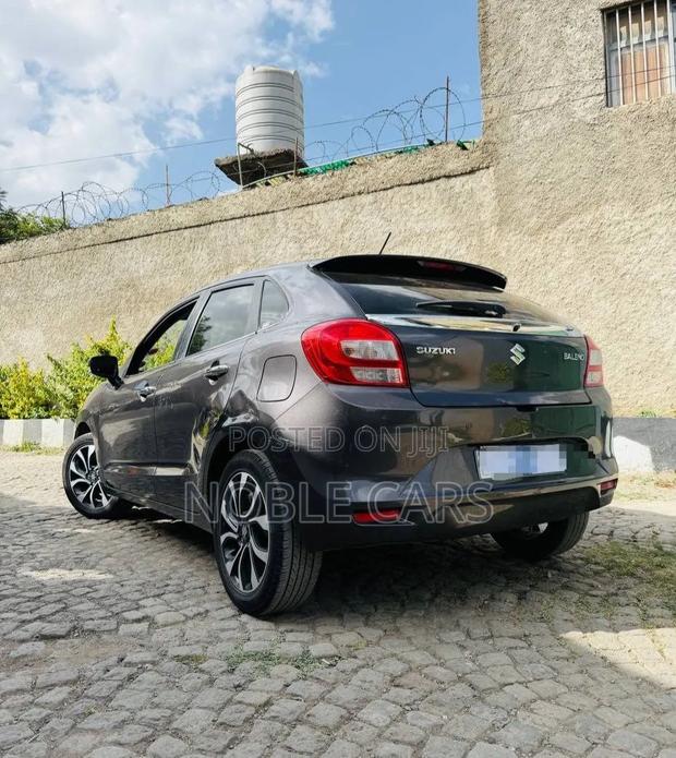 Suzuki Baleno 2022 Gray