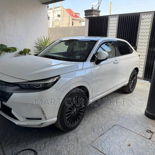 Honda e:NS1 2022 White