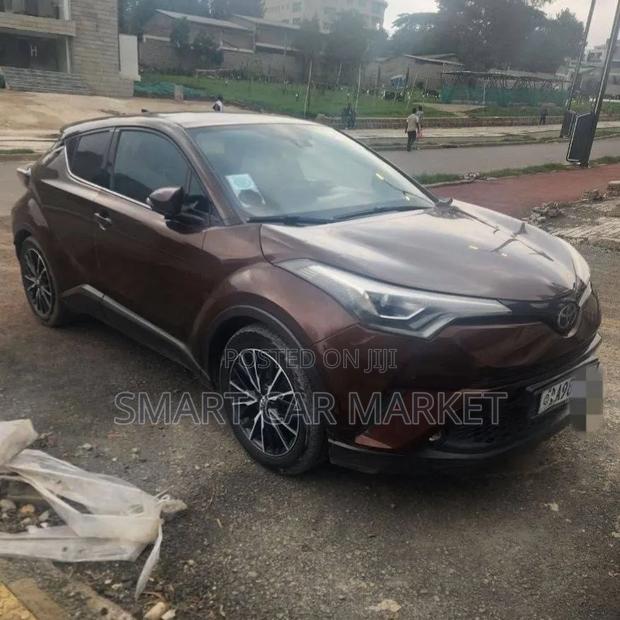 Toyota C-HR 2017 Brown