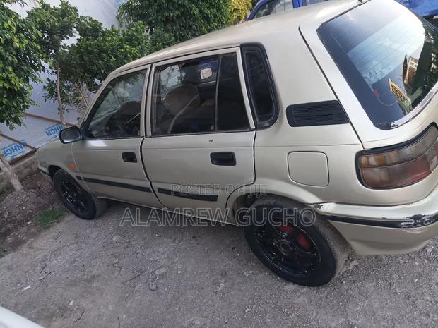 Toyota Corolla 1.6 Sedan 1989 Silver