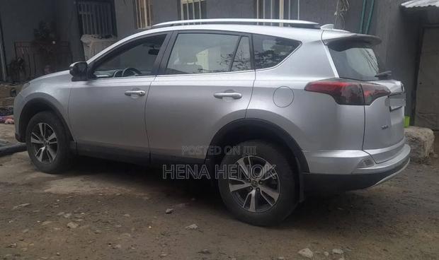 Toyota RAV4 2016 Silver