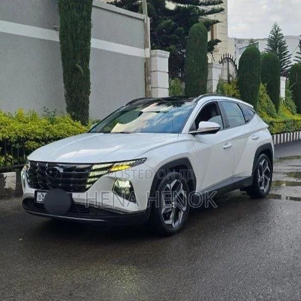 Hyundai Tucson 2022 White