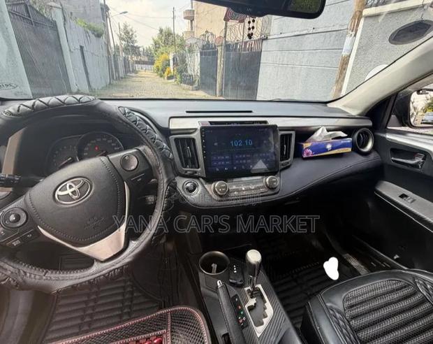Toyota RAV4 2014 Gray