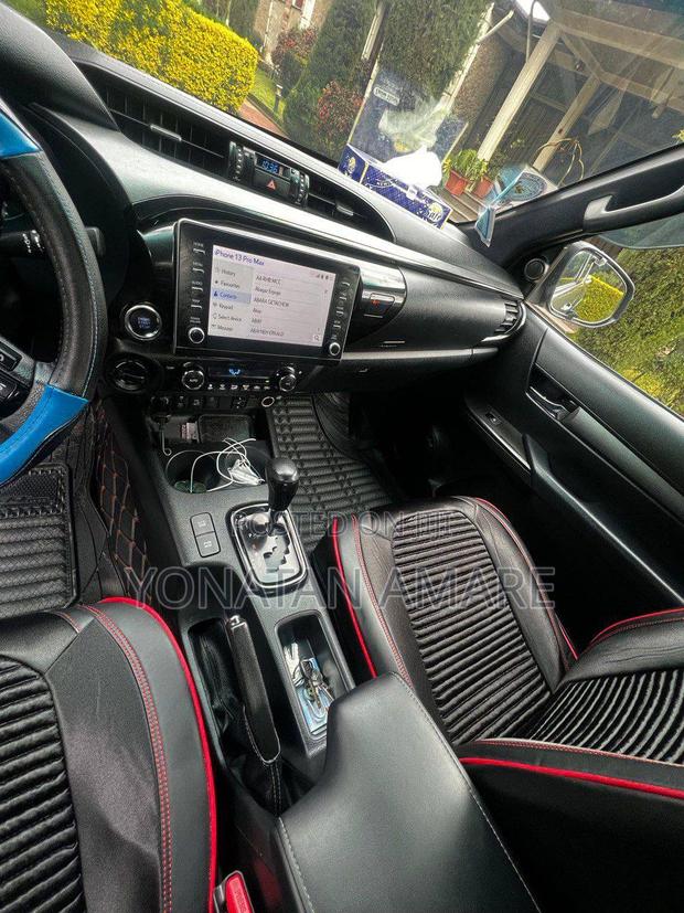 Toyota Hilux 2021