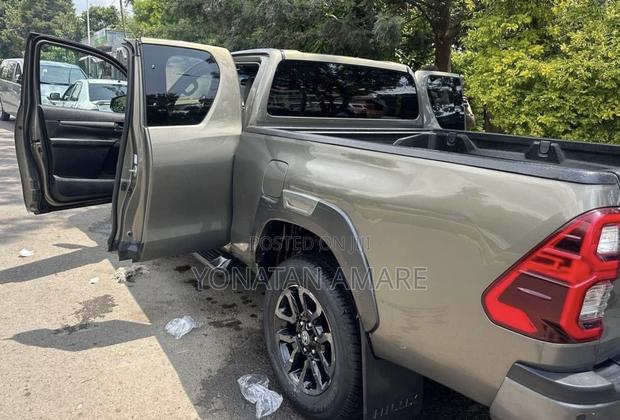 Toyota Hilux 2021